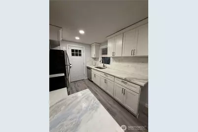 12015 69th Avenue S, Seattle, WA 98178 - Photo 15