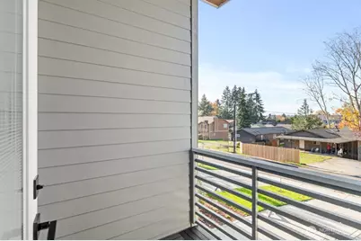 12814 66th Avenue S, Seattle, WA 98178 - Photo 19