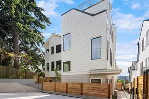 3446 13th Ave W, Seattle, WA 98119 - Photo 3