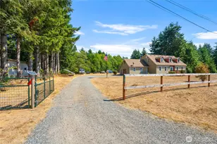 3680 Birch Terrace Dr, Custer, WA 98240 - Photo 1