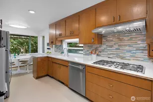 3051 44th Ave W, Seattle, WA 98199 - Photo 15