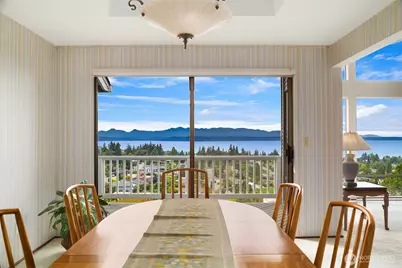 231 Skyline Drive, Edmonds, WA 98020 - Photo 9