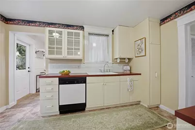 919 20th Avenue S, Seattle, WA 98144 - Photo 11
