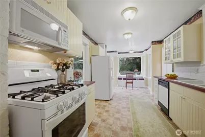 919 20th Avenue S, Seattle, WA 98144 - Photo 13