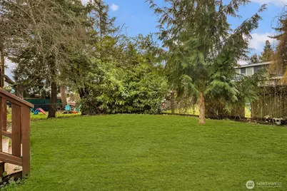 935 N 92nd Street, Seattle, WA 98103 - Photo 35