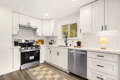 935 N 92nd Street, Seattle, WA 98103 - Photo 17