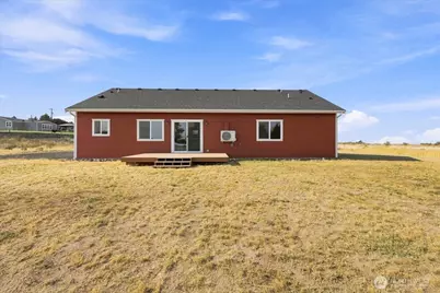 621 SW Pope Ave, Wilbur, WA 99185 - Photo 5