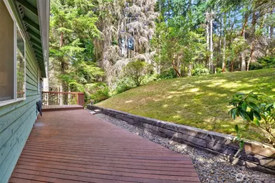 22445 Sunridge Way NE, Poulsbo, WA 98370 - Photo 27