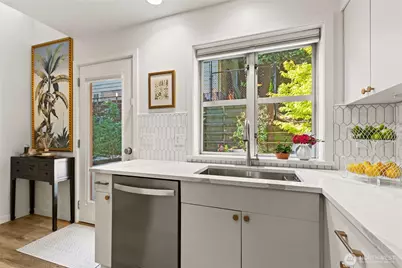 [Address not provided], Seattle, WA 98112 - Photo 7