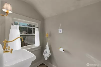 1135 NE Birch Street, Camas, WA 98607 - Photo 19
