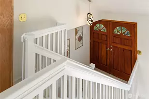10320 NE 123rd Pl, Kirkland, WA 98034 - Photo 3