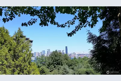 2349 SW Harbor Avenue SW #101, Seattle, WA 98126 - Photo 3