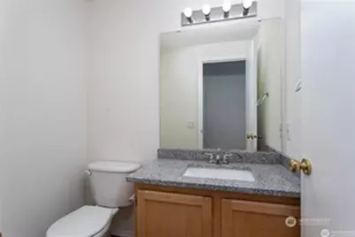 520 S 53rd Place, Renton, WA 98055 - Photo 9