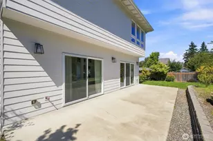 8121 35th St W, University Place, WA 98466 - Photo 31