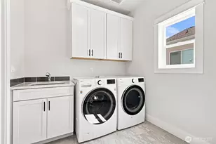 8121 35th St W, University Place, WA 98466 - Photo 29