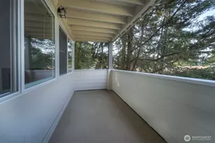 20198 Viking Crest Loop NE, Poulsbo, WA 98370 - Photo 15