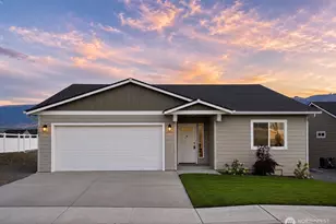1540 6th St SE, East Wenatchee, WA 98802 - Photo 1