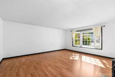 988 Ridgeway Drive, Oak Harbor, WA 98277 - Photo 7