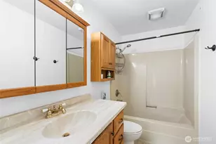 988 Ridgeway Dr, Oak Harbor, WA 98277 - Photo 17