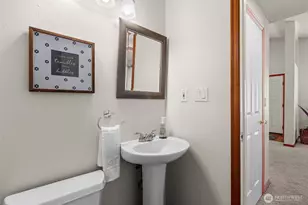 833 S Meyers, Tacoma, WA 98465 - Photo 9