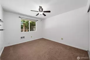 19109 57th St E, Lake Tapps, WA 98391 - Photo 27