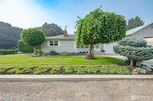 1388 Tedford St SE, East Wenatchee, WA 98802 - Photo 3