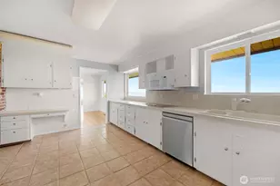 5031 33rd Ave W, Everett, WA 98203 - Photo 9