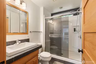 2448 Rocky Point Rd NW, Bremerton, WA 98312 - Photo 21