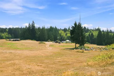 7495 Jewett Road, Clinton, WA 98236 - Photo 11
