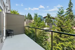 10762 SE 1st Dr, Bellevue, WA 98004 - Photo 5