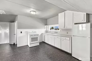 2716 Leonard Dr, Everett, WA 98201 - Photo 15