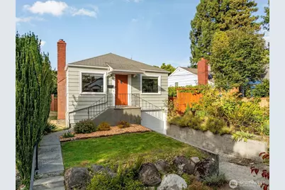 1022 NE 72nd Street, Seattle, WA 98115 - Photo 1