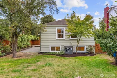 1022 NE 72nd Street, Seattle, WA 98115 - Photo 21