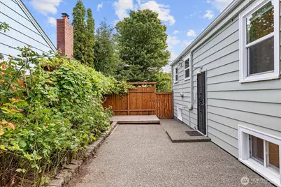 1022 NE 72nd Street, Seattle, WA 98115 - Photo 25