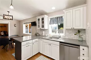 13 W Pine Ln, Longview, WA 98632 - Photo 9