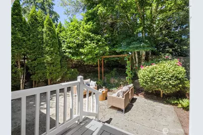 4170 244th Place SE, Sammamish, WA 98029 - Photo 17
