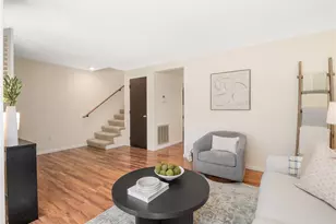 4170 244th Pl SE, Sammamish, WA 98029 - Photo 9