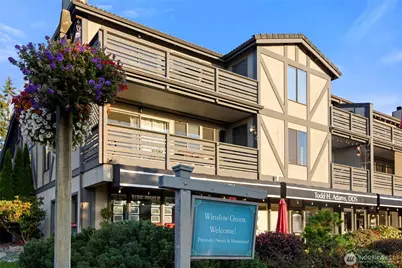 185 Madison Avenue N, Bainbridge Island, WA 98110 - Photo 1