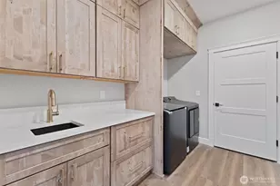 1513 176th Ave Ct E, Lake Tapps, WA 98391 - Photo 13