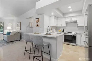 1266 Bellevue Way, Bellevue, WA 98004 - Photo 11