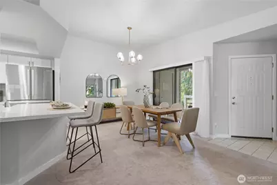 1266 Bellevue Way #4, Bellevue, WA 98004 - Photo 9