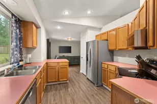 18127 Stoney Ct SE, Yelm, WA 98597 - Photo 9