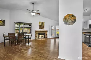 11510 SE 215th St, Kent, WA 98031 - Photo 3