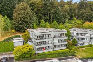 2349 Harbor Ave SW, Seattle, WA 98126 - Photo 3