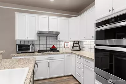 2349 Harbor Avenue SW #702, Seattle, WA 98126 - Photo 7