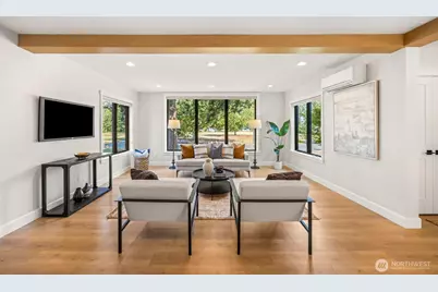 9047 51st Avenue NE, Seattle, WA 98115 - Photo 7