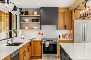 9047 51st Ave NE, Seattle, WA 98115 - Photo 11
