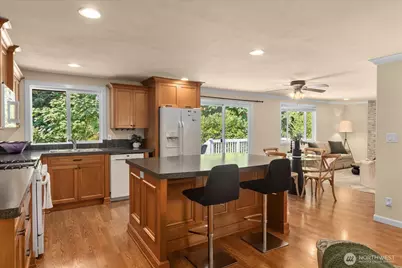 13204 60th Drive SE, Everett, WA 98208 - Photo 7