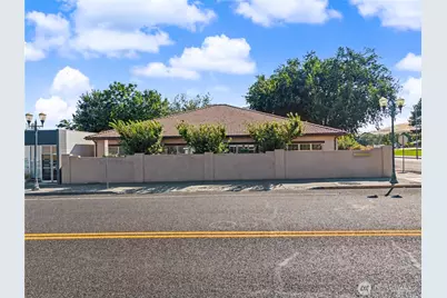 56 C Street NW, Ephrata, WA 98823 - Photo 3