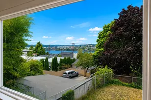 1133 Hayward Ave, Bremerton, WA 98310 - Photo 17